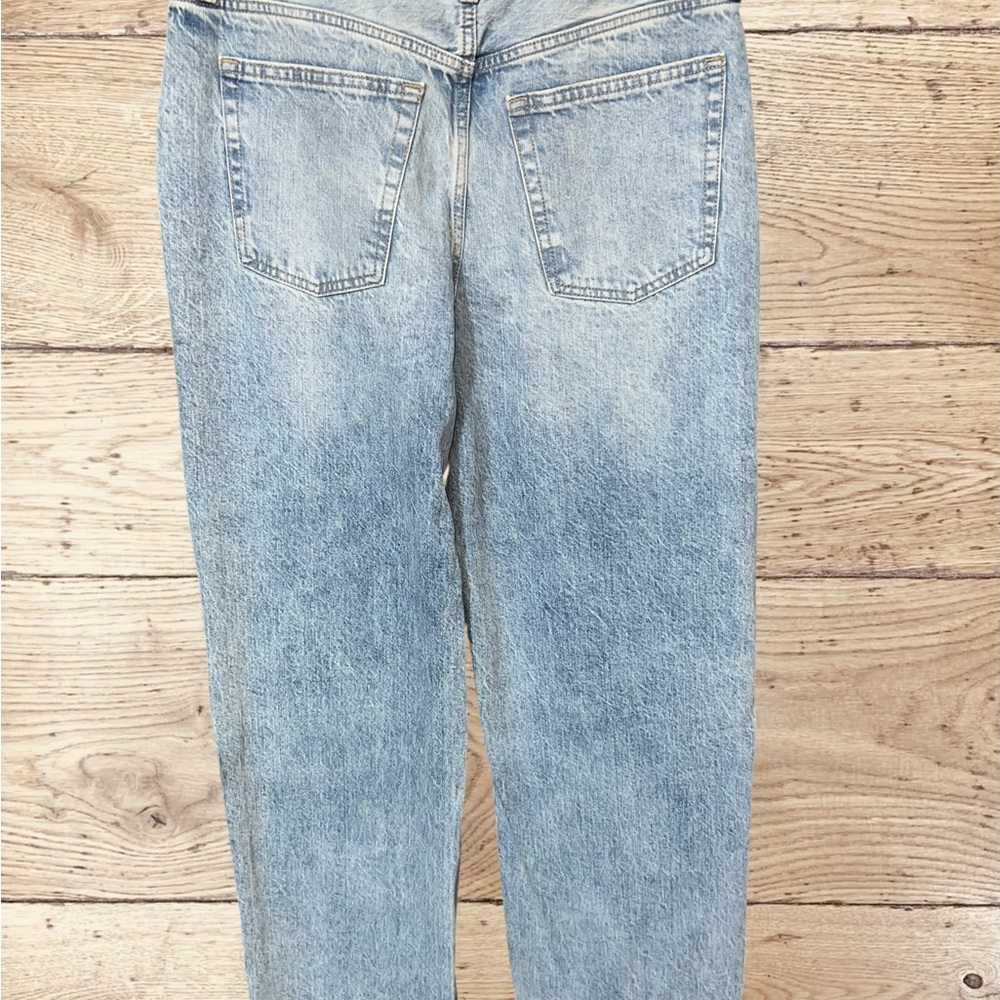 Universal Threads Classic Blue Women's Jeans - Picture 5 of 13